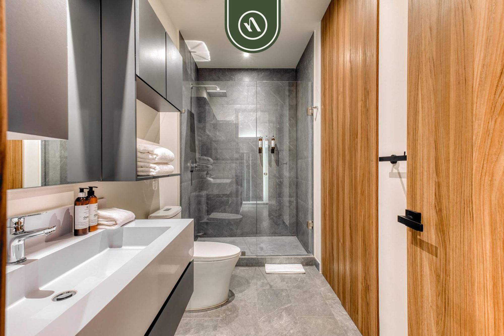 Apartment Luxury - Pool - Revolution Monument View *