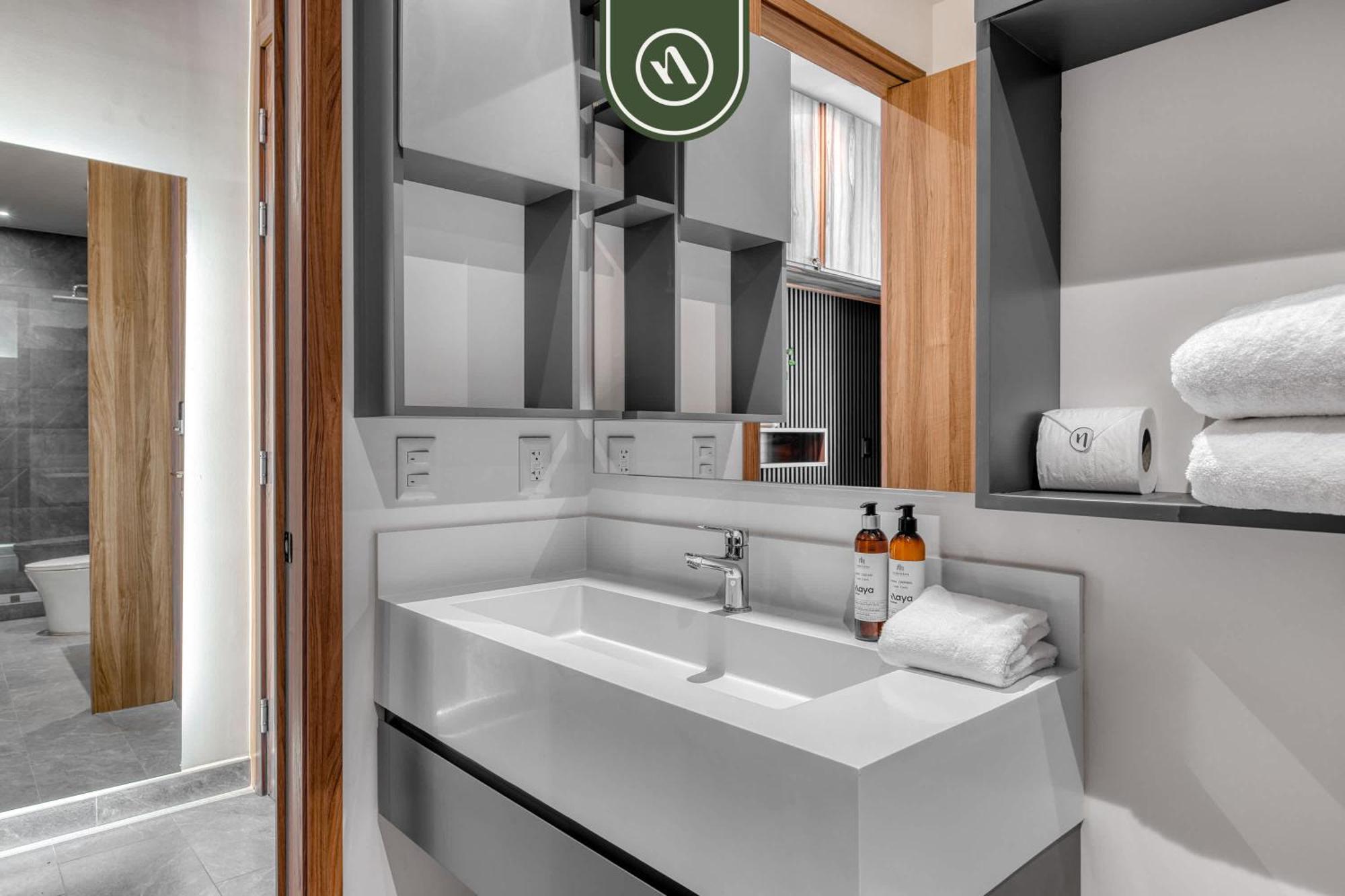 Apartment Luxury - Pool - Revolution Monument View *